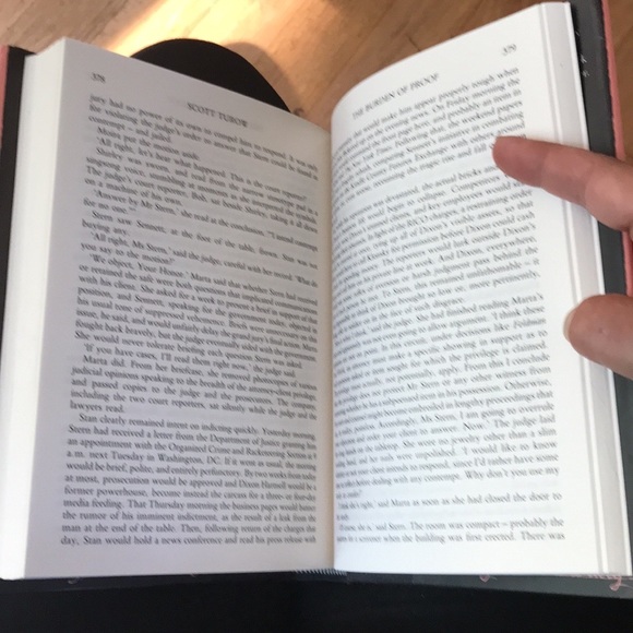 The burden of proof by Scott Turow - Picture 13 of 13